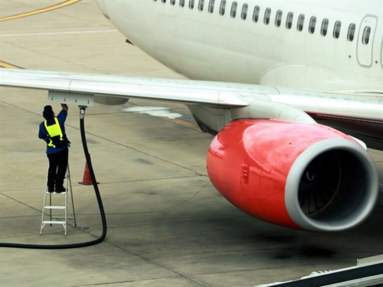 Volar se rompió: el jet fuel, Ras Laffan y la crisis de energía que todavía no terminó